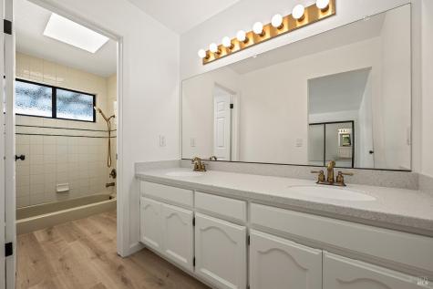 620 Alta Vista Drive Healdsburg CA 95448