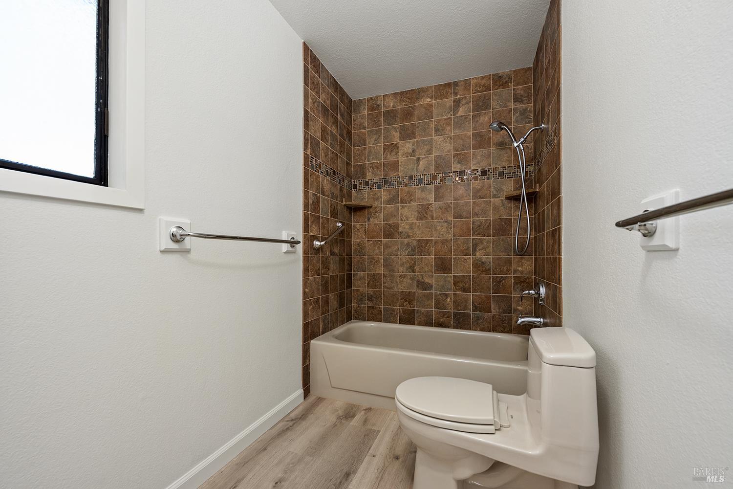 620 Alta Vista Drive Healdsburg CA 95448