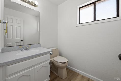 620 Alta Vista Drive Healdsburg CA 95448