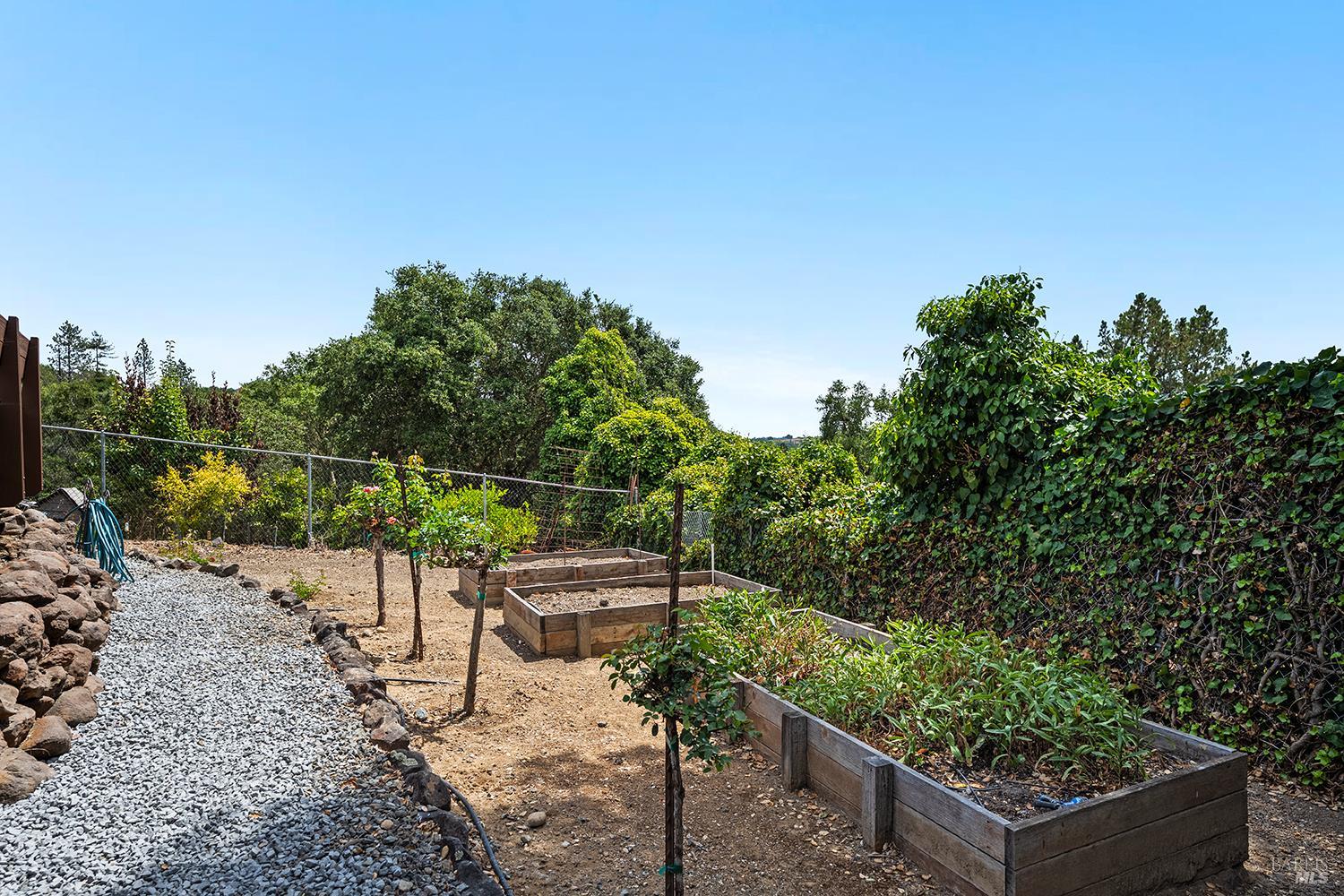 620 Alta Vista Drive Healdsburg CA 95448