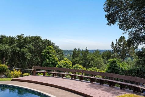 620 Alta Vista Drive Healdsburg CA 95448