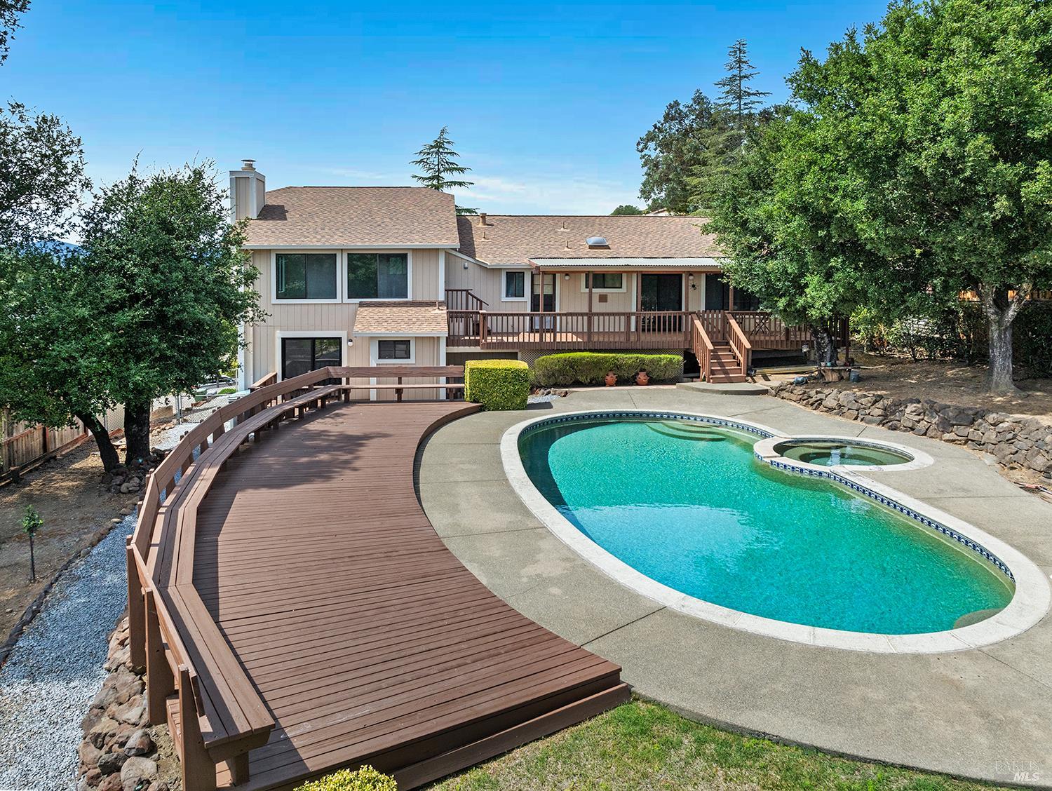 620 Alta Vista Drive Healdsburg CA 95448