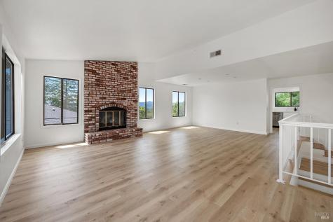 620 Alta Vista Drive Healdsburg CA 95448