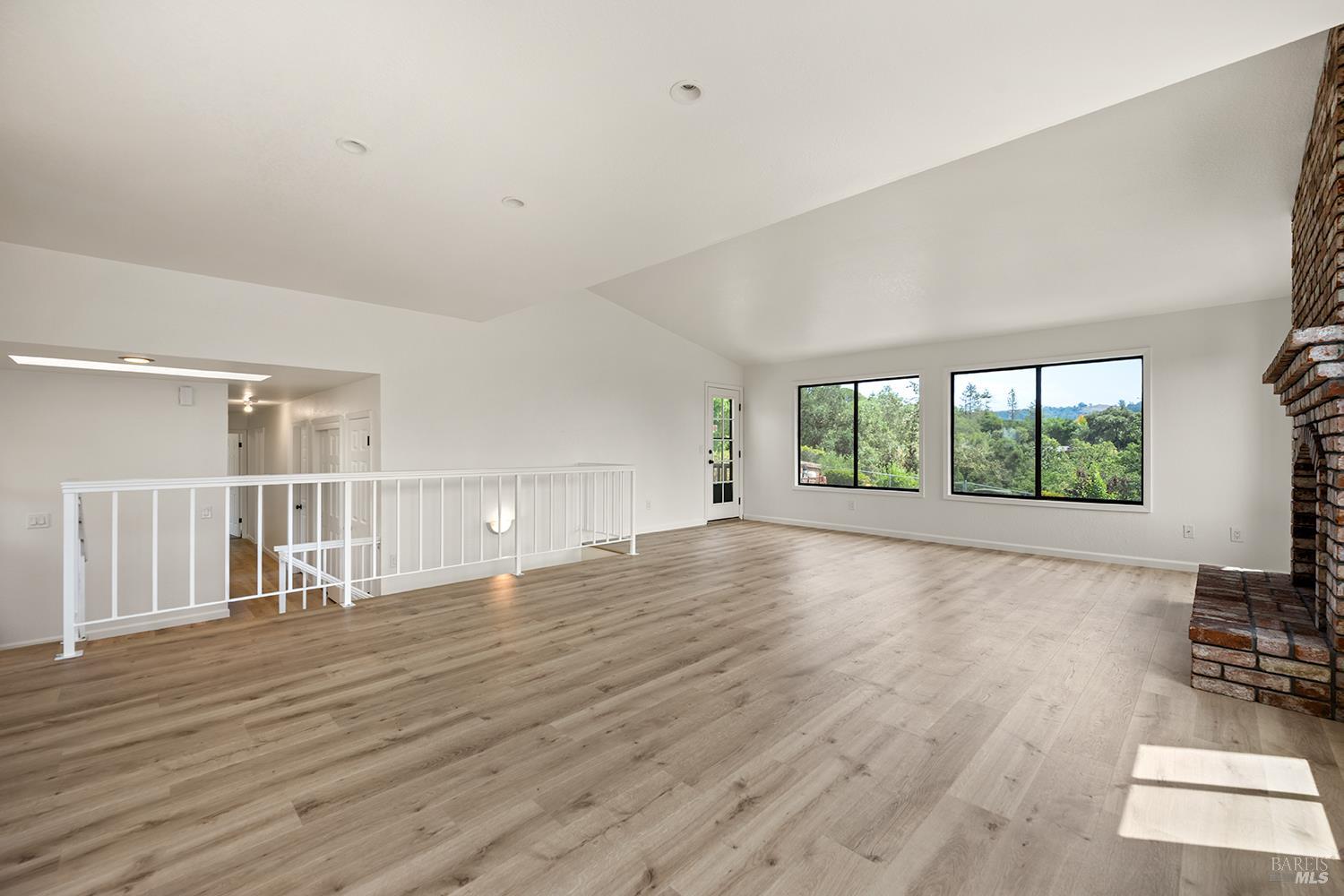 620 Alta Vista Drive Healdsburg CA 95448