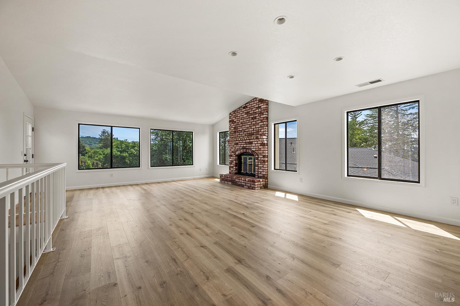 620 Alta Vista Drive Healdsburg CA 95448