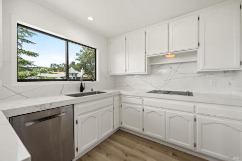 620 Alta Vista Drive Healdsburg CA 95448