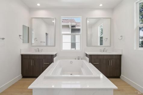 2770 Sassy Street Santa Rosa CA 95407