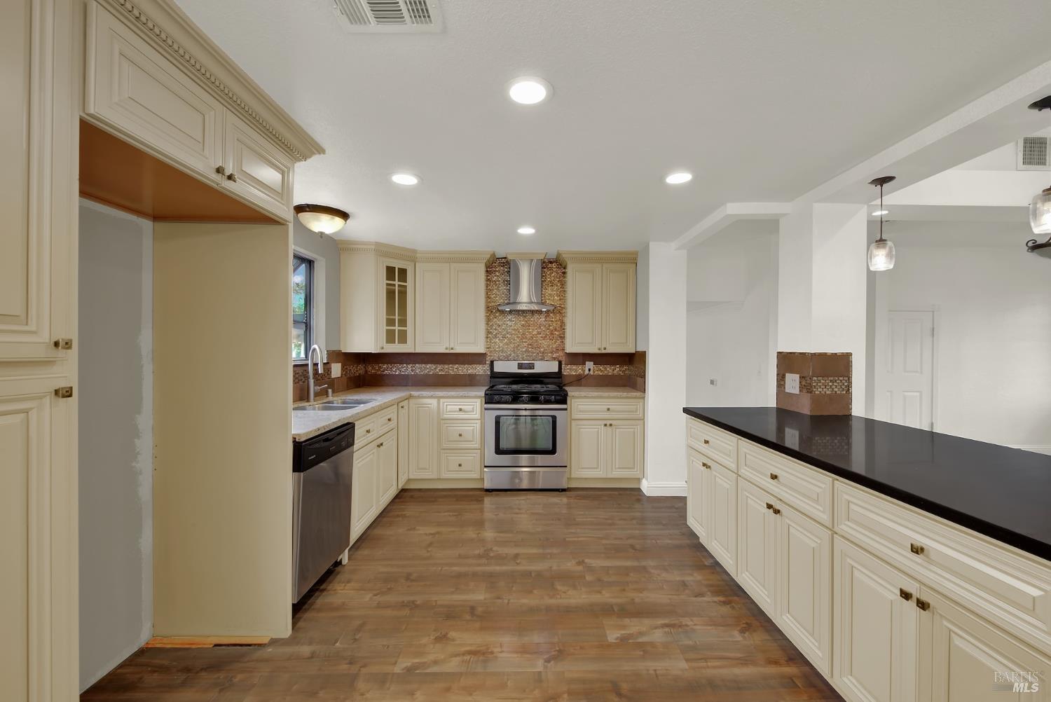 308 Plantation Way Vacaville CA 95687