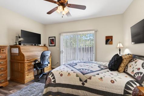 586 Hillside Drive Cloverdale CA 95425