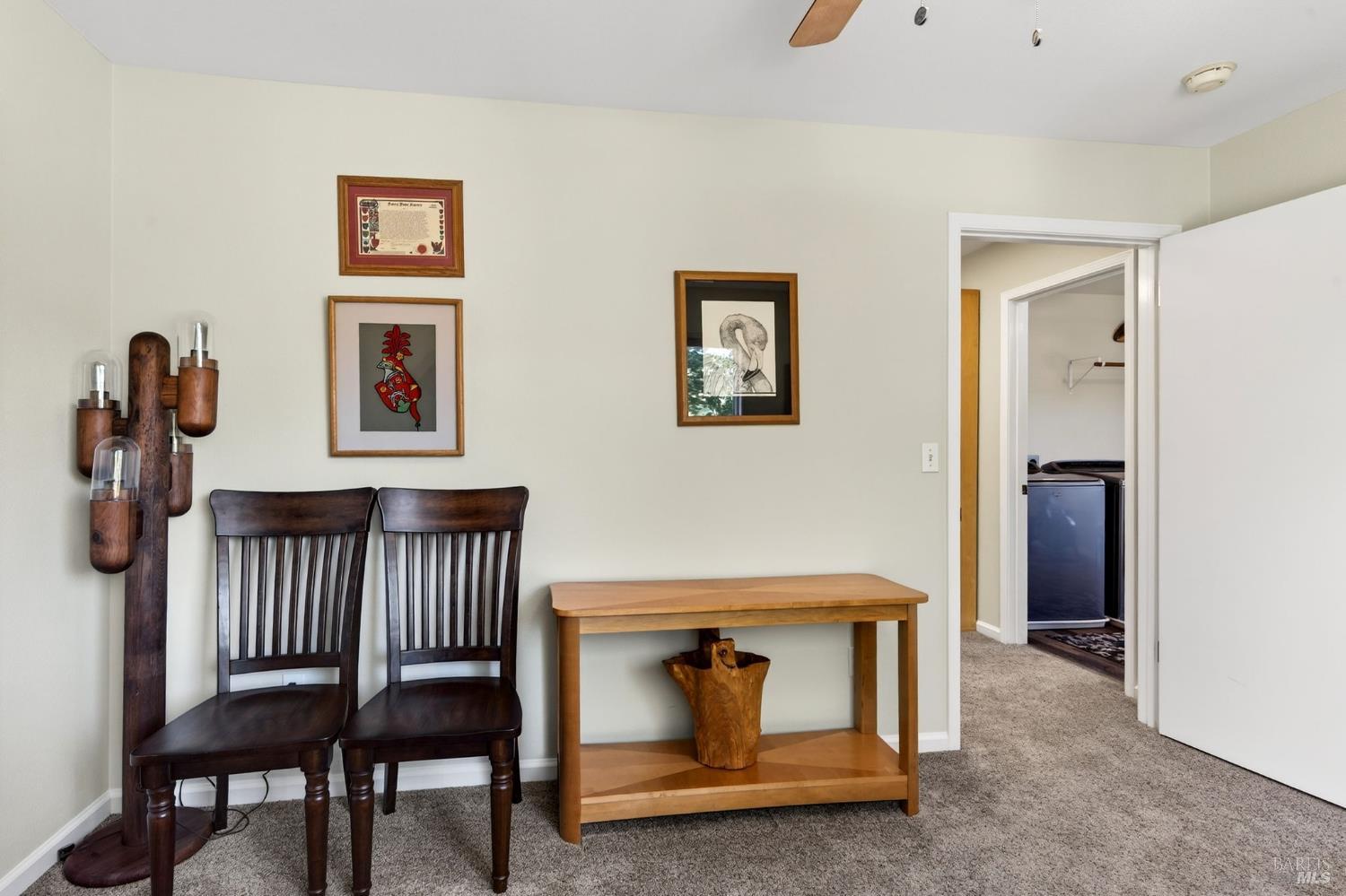 586 Hillside Drive Cloverdale CA 95425