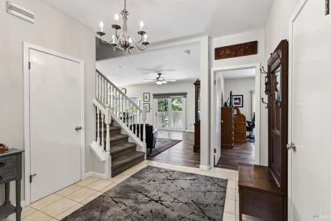 586 Hillside Drive Cloverdale CA 95425