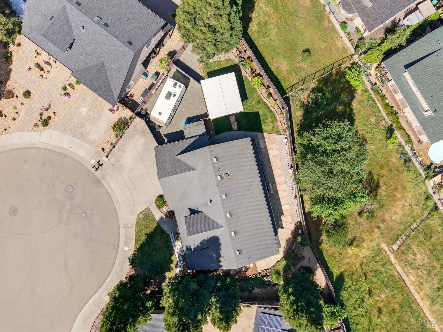 586 Hillside Drive Cloverdale CA 95425
