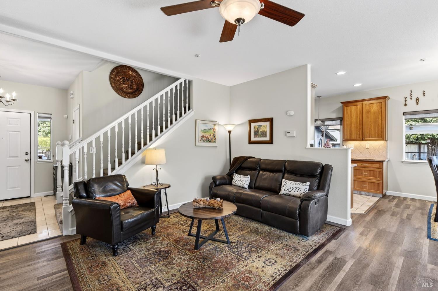 586 Hillside Drive Cloverdale CA 95425