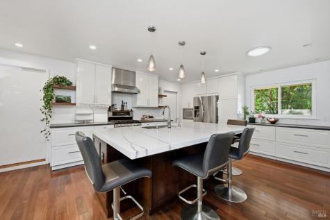 18580 Happy Lane Sonoma CA 95476