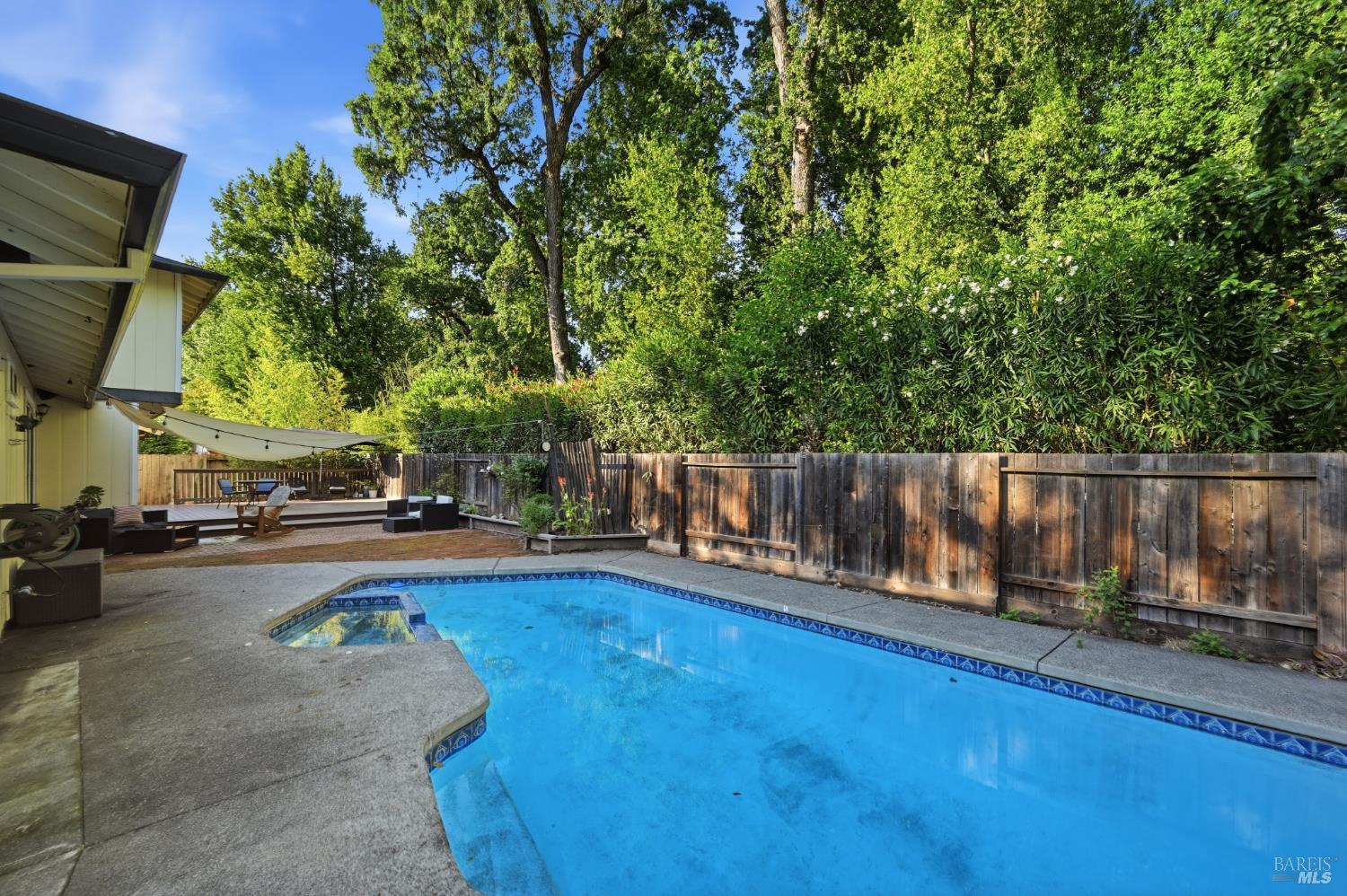 18580 Happy Lane Sonoma CA 95476