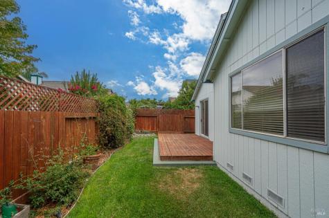 2795 Red Tail Street Santa Rosa CA 95407