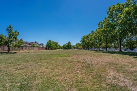 2795 Red Tail Street Santa Rosa CA 95407
