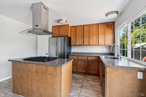 5017 Oak Park Way Santa Rosa CA 95409