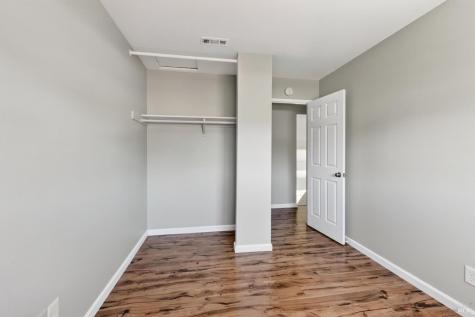 5017 Oak Park Way Santa Rosa CA 95409