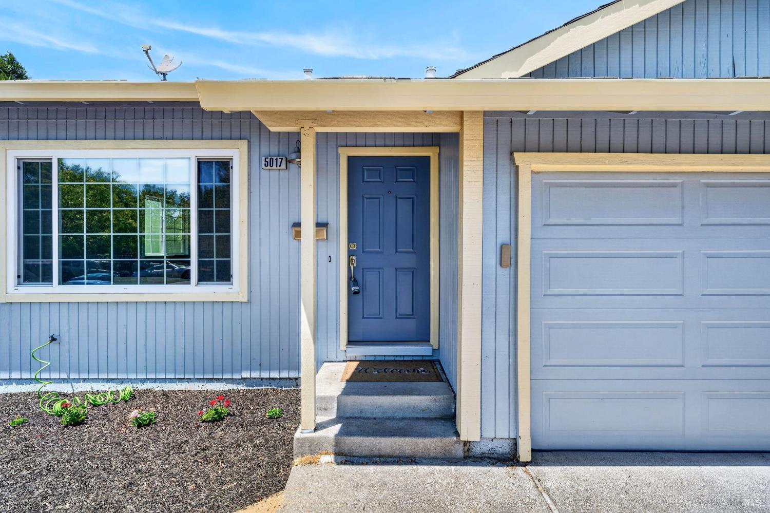 5017 Oak Park Way Santa Rosa CA 95409