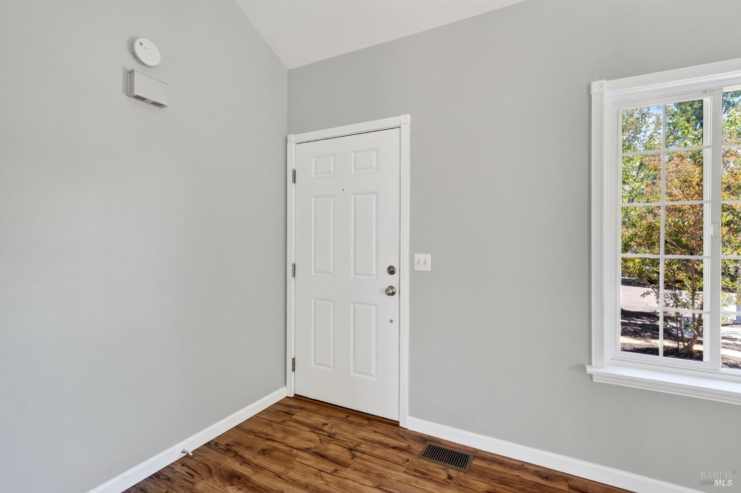 5017 Oak Park Way Santa Rosa CA 95409