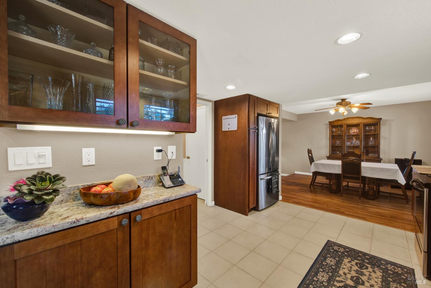160 Clayton Circle Vacaville CA 95687