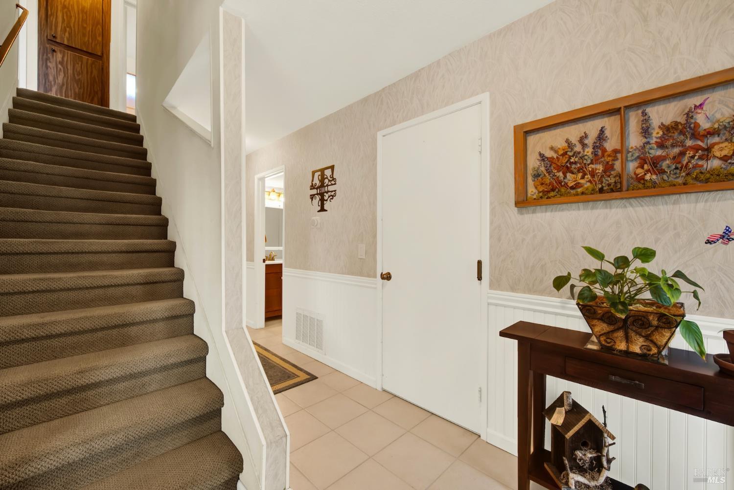 160 Clayton Circle Vacaville CA 95687