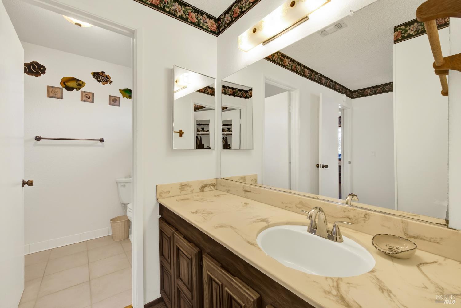 160 Clayton Circle Vacaville CA 95687