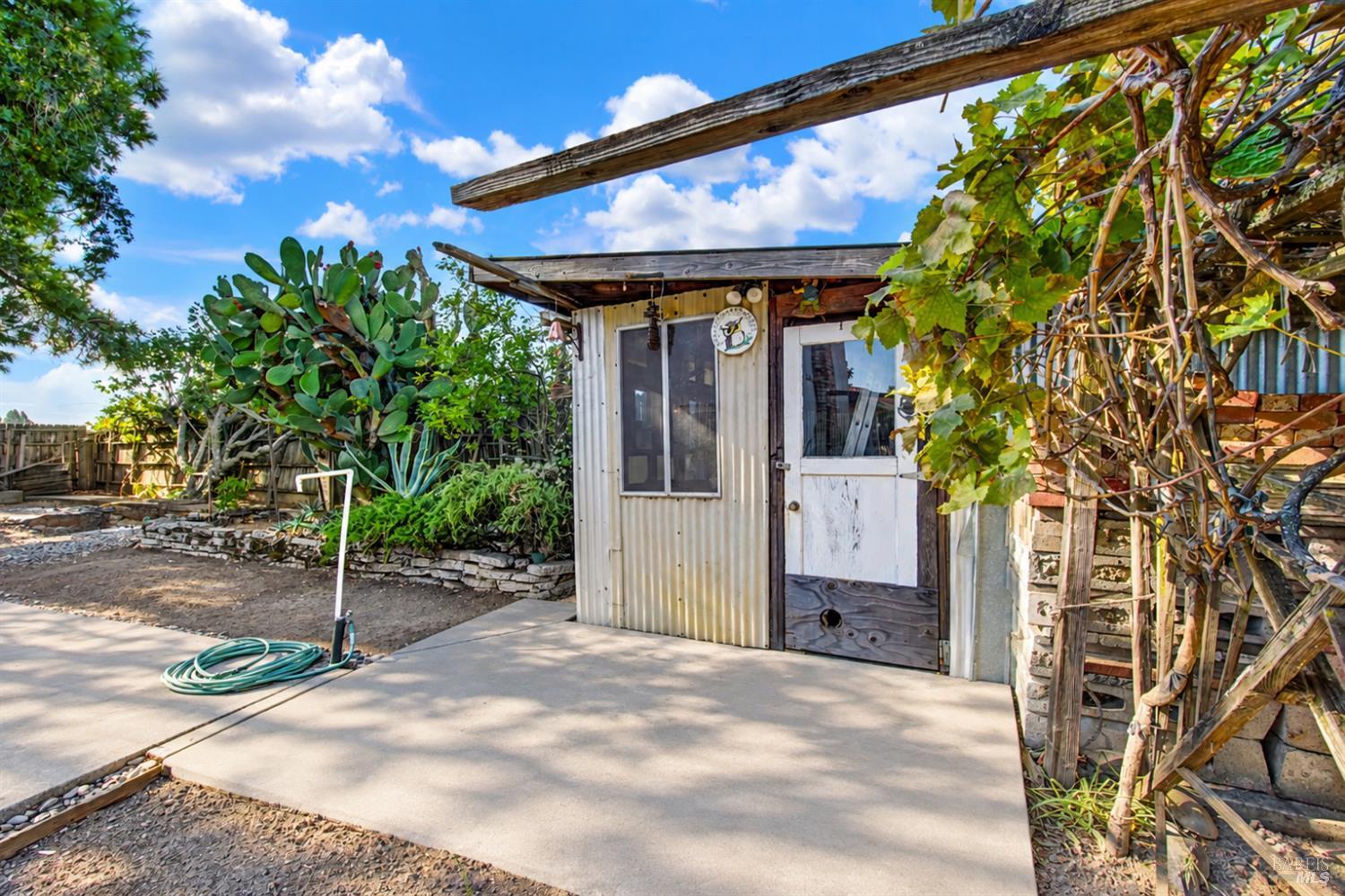 160 Clayton Circle Vacaville CA 95687