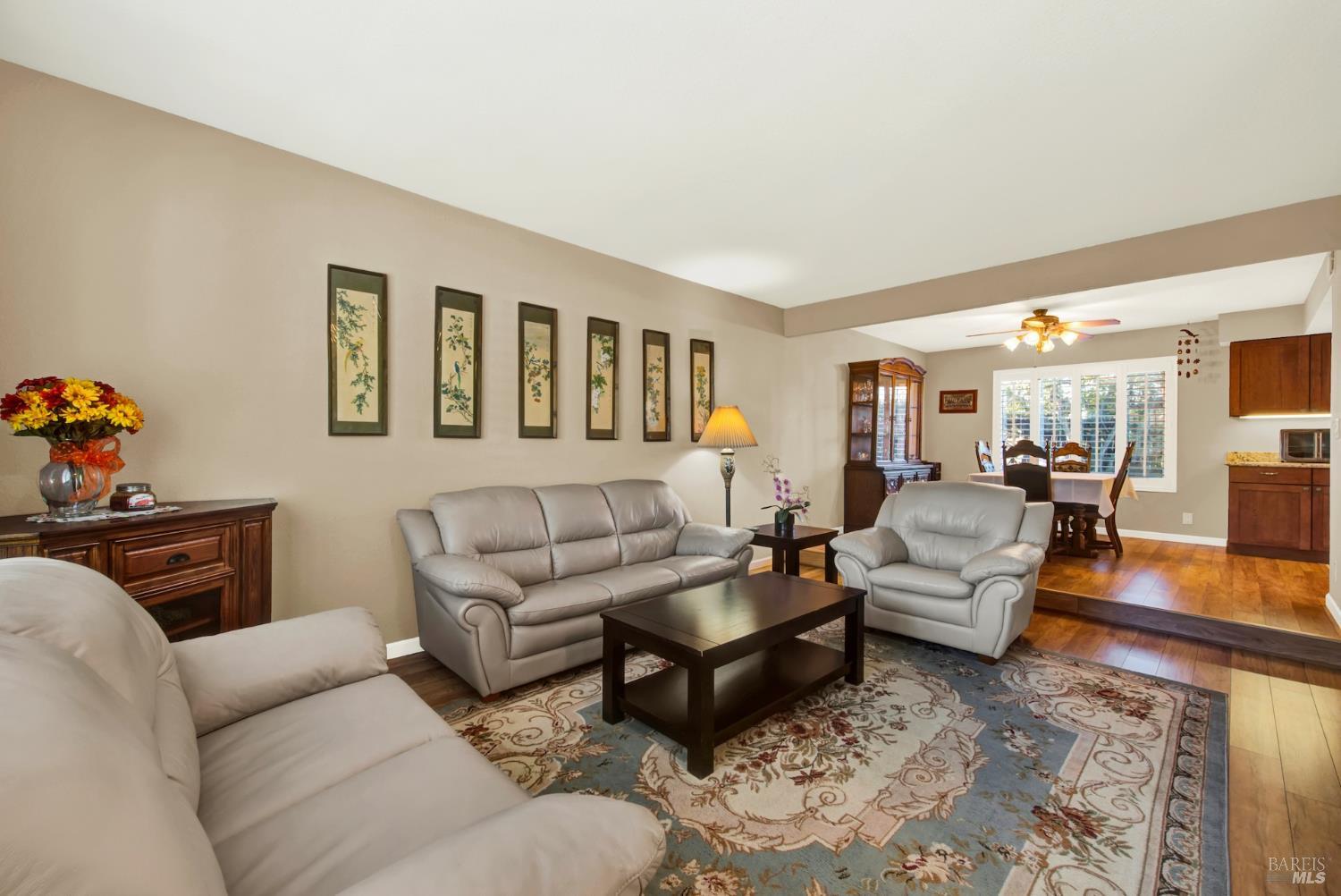 160 Clayton Circle Vacaville CA 95687
