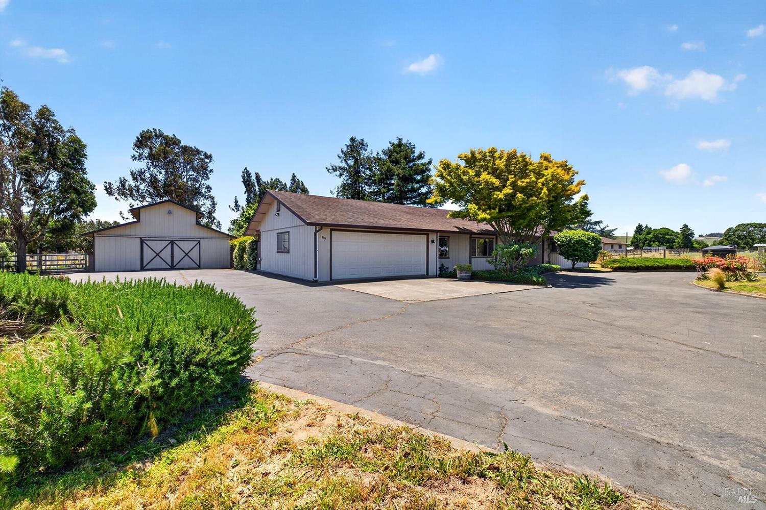 65 Mcbrown Road Petaluma CA 94952