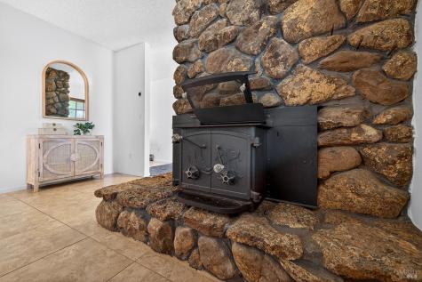 65 Mcbrown Road Petaluma CA 94952