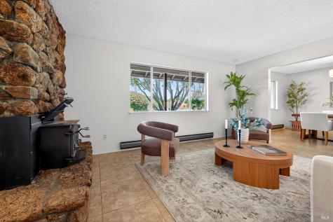 65 Mcbrown Road Petaluma CA 94952
