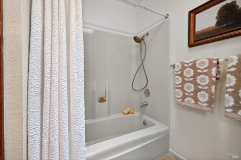 65 Mcbrown Road Petaluma CA 94952
