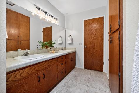 65 Mcbrown Road Petaluma CA 94952
