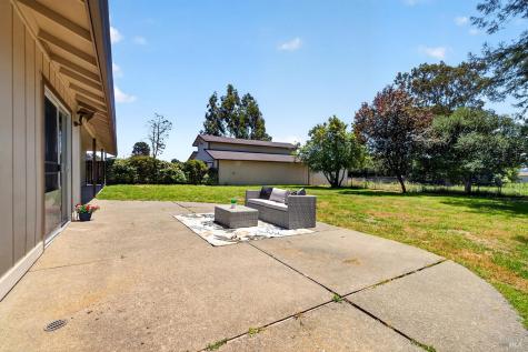 65 Mcbrown Road Petaluma CA 94952