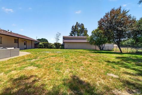 65 Mcbrown Road Petaluma CA 94952