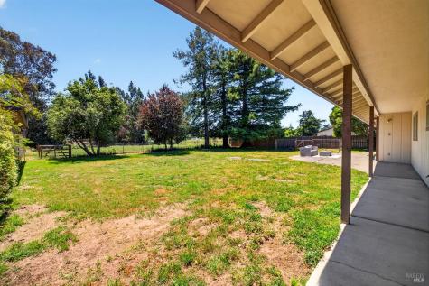65 Mcbrown Road Petaluma CA 94952