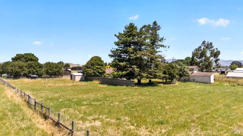 65 Mcbrown Road Petaluma CA 94952