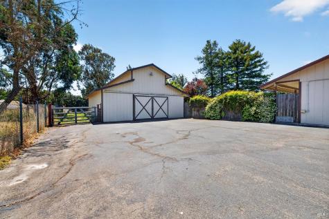 65 Mcbrown Road Petaluma CA 94952