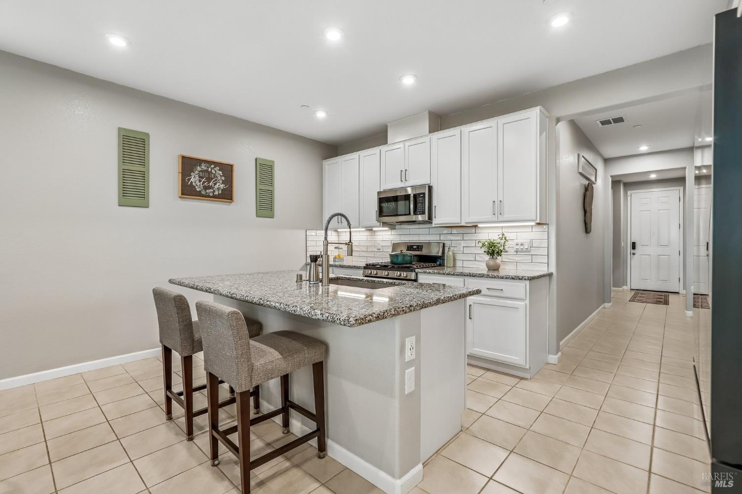 155 Arbor Grove Dixon CA 95620