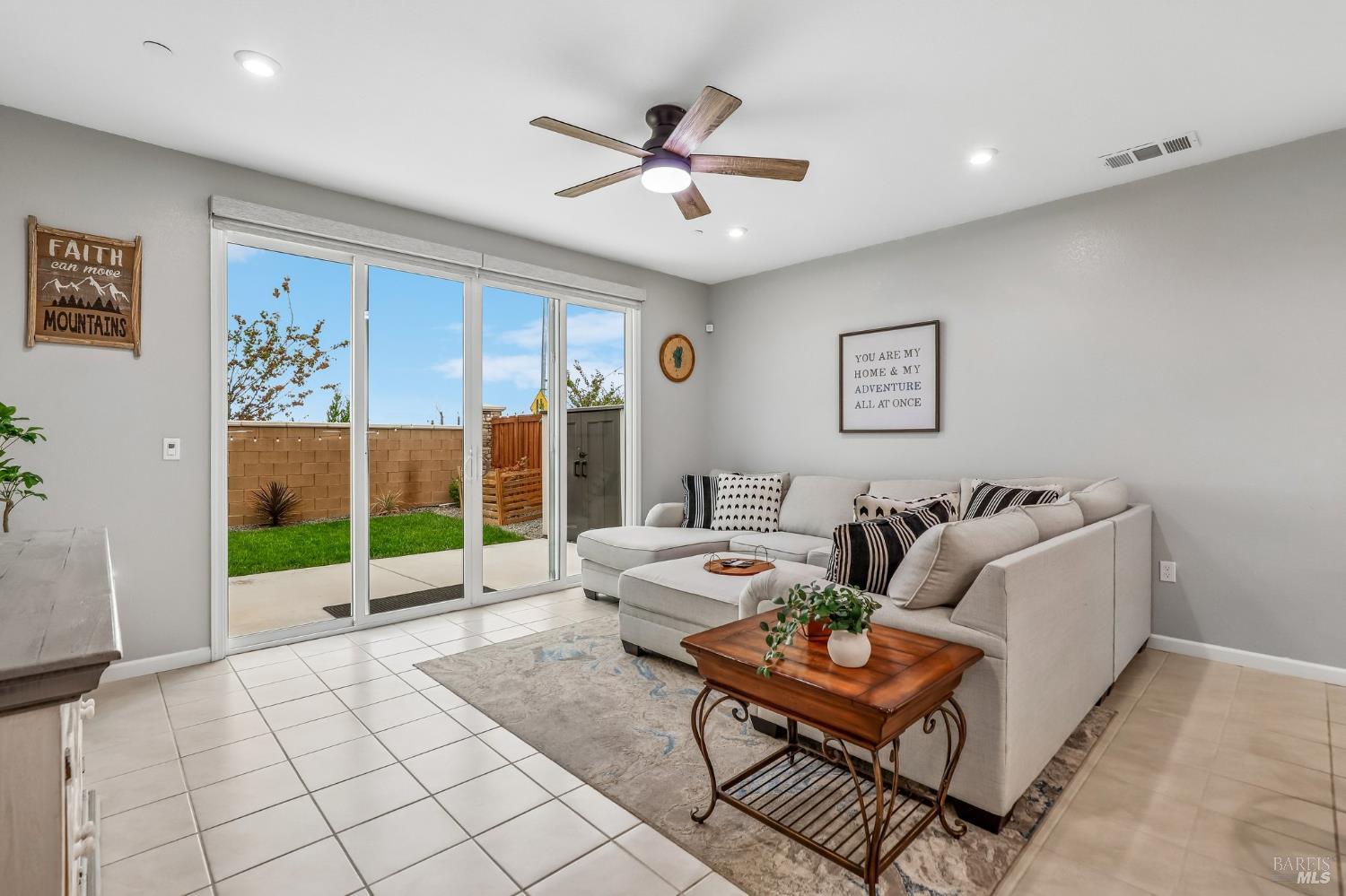 155 Arbor Grove Dixon CA 95620