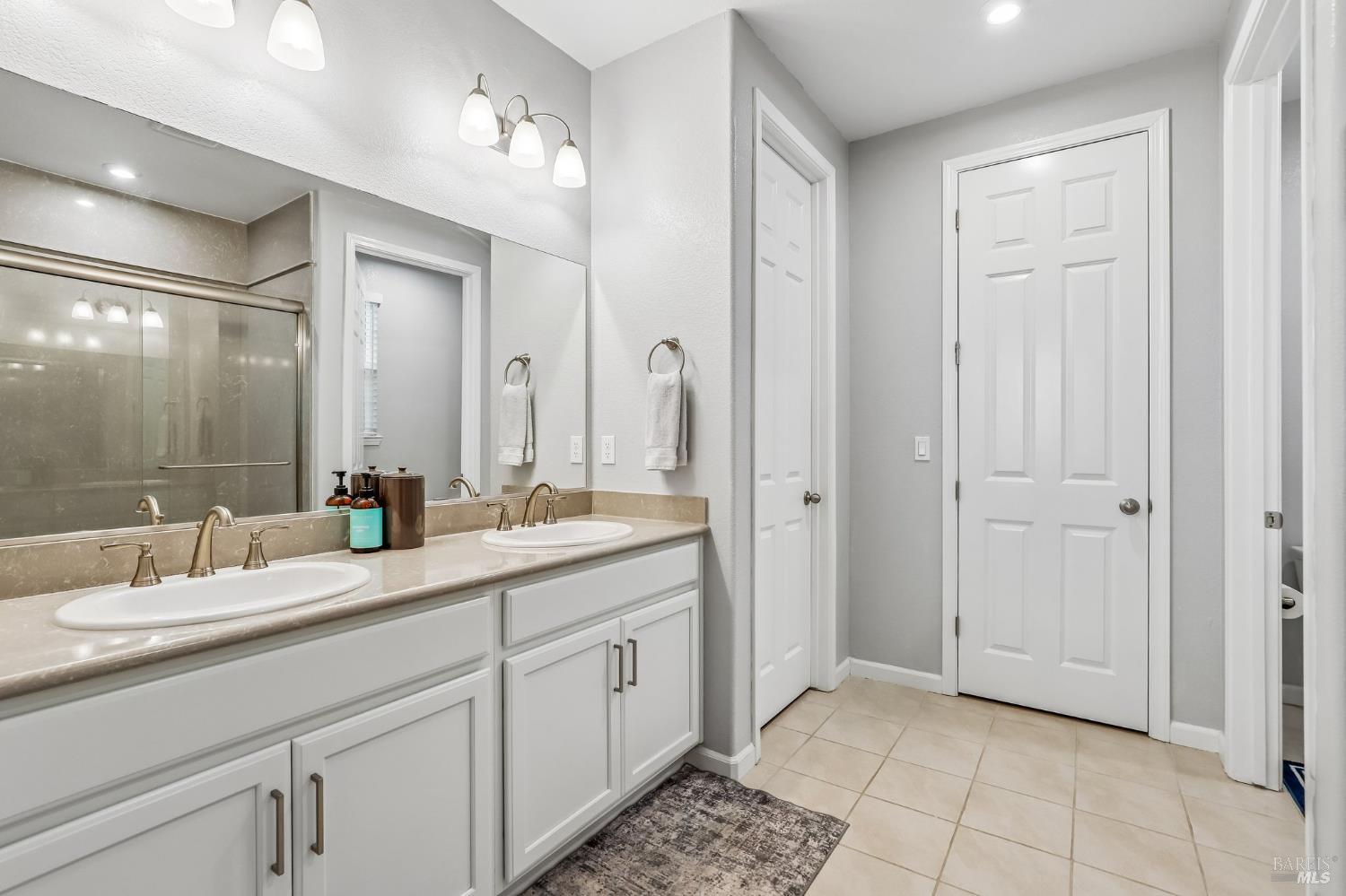 155 Arbor Grove Dixon CA 95620