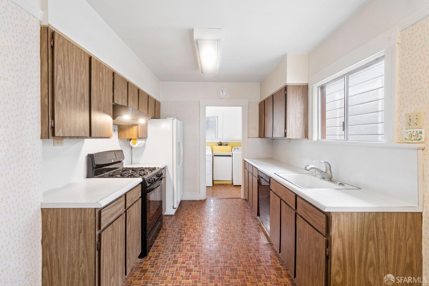 346 Staples Avenue San Francisco CA 94112