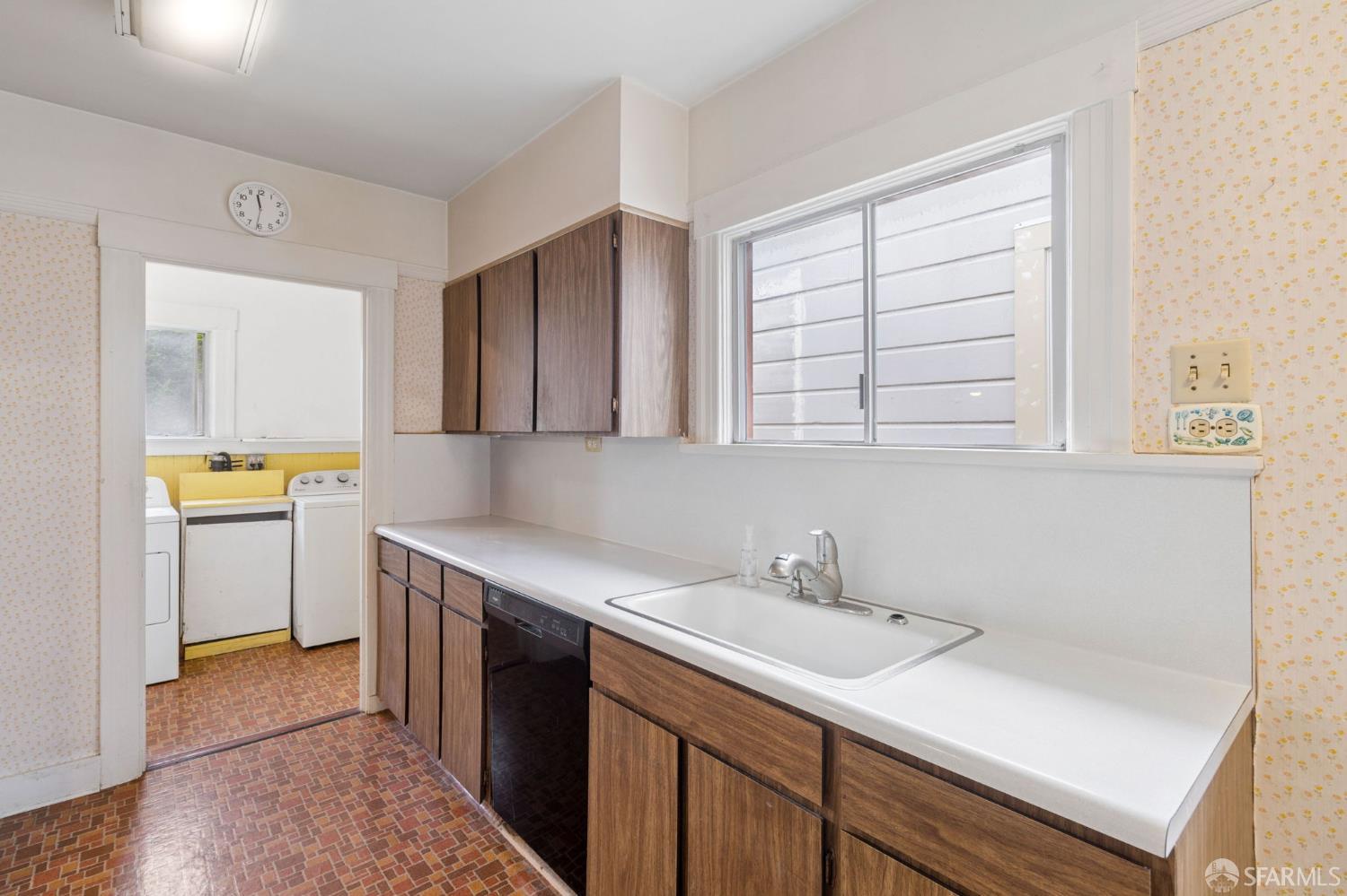 346 Staples Avenue San Francisco CA 94112
