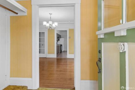 346 Staples Avenue San Francisco CA 94112