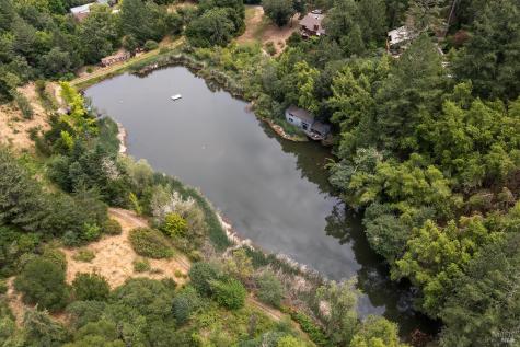 6760 Giovanetti Road Forestville CA 95436