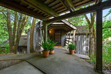 6760 Giovanetti Road Forestville CA 95436