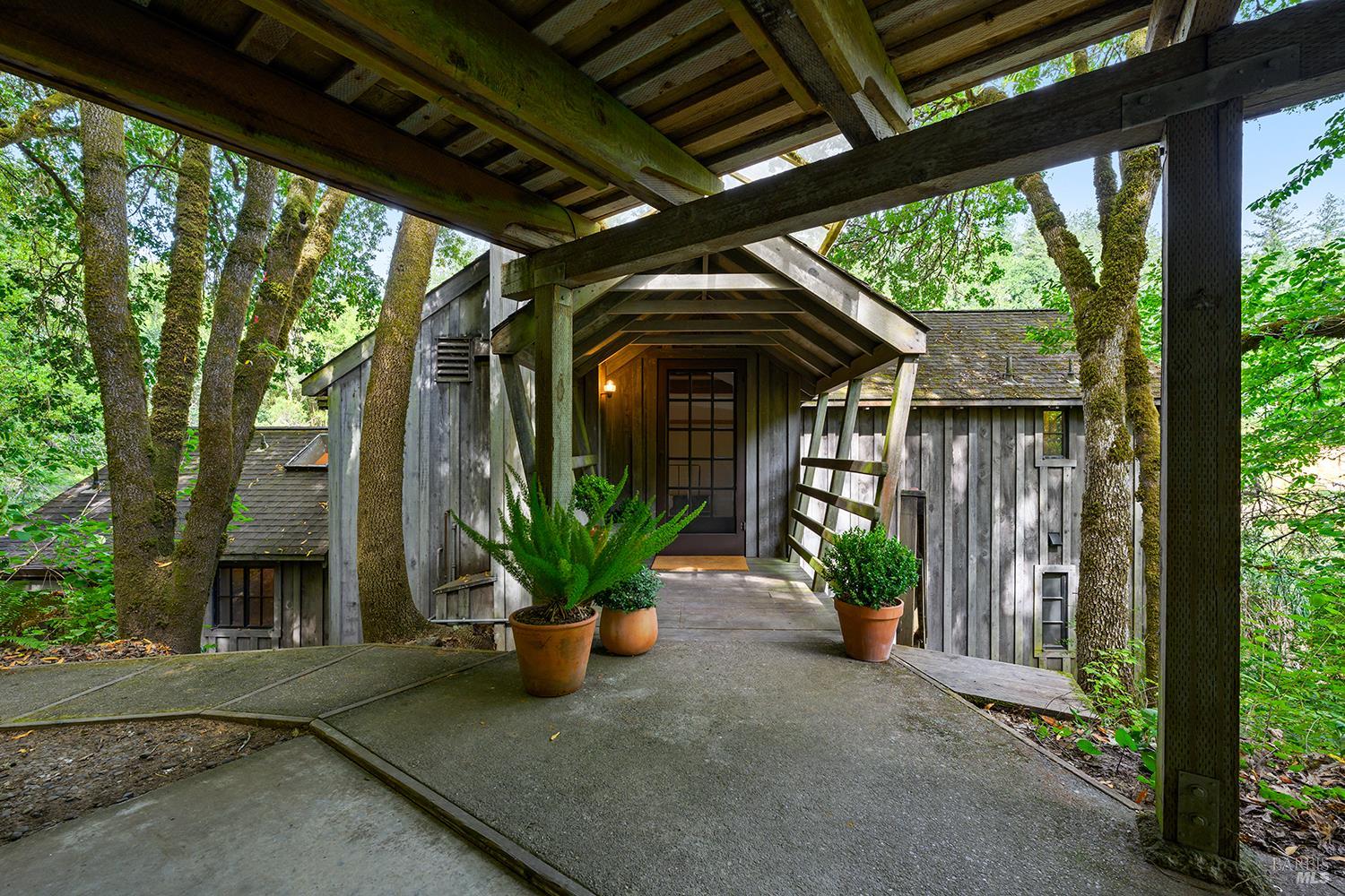 6760 Giovanetti Road Forestville CA 95436