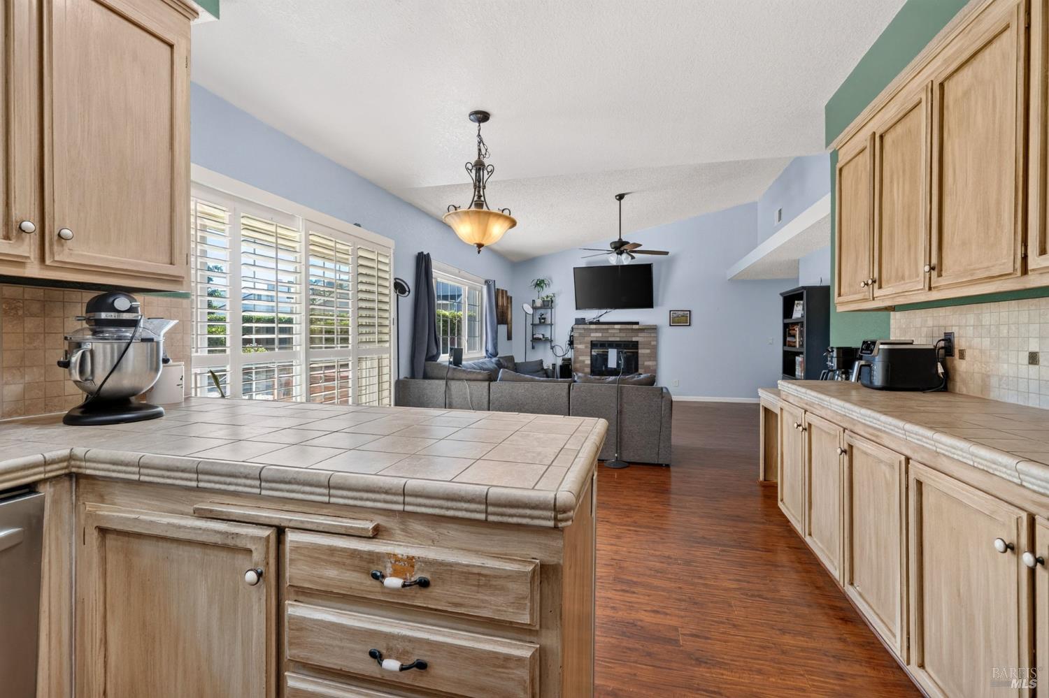 231 Kildare Lane Vacaville CA 95688